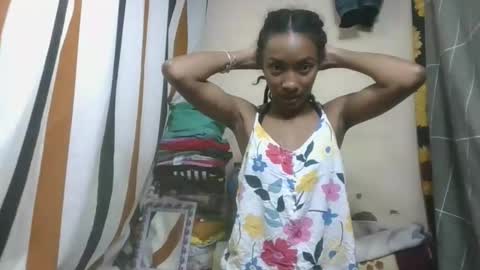 ninaeaa online show from February 20, 6:48 am