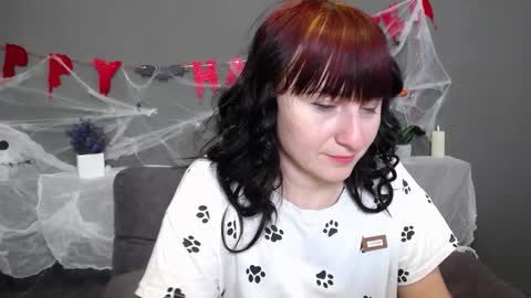 ninaflawlees online show from October 16, 12:05 pm