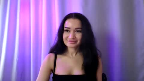 NinaKeldans online show from March 9, 12:43 pm