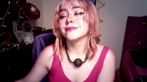Snapshot of ninamon206063 chatting on October 24, 4:41 pm NIina Mon online show from October 24, 4:41 pm