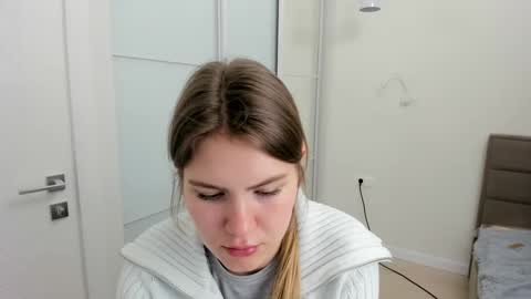 Snapshot of ninarihh chatting on March 4, 2:21 pm ninarihh online show from March 4, 2:21 pm