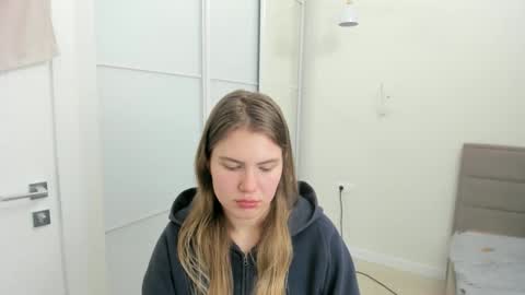 Snapshot of ninarihh chatting on February 28, 3:59 pm ninarihh online show from February 28, 3:59 pm