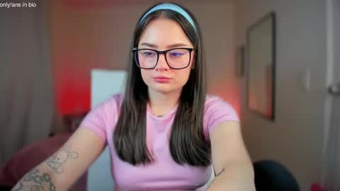 ninavolkov online show from February 28, 10:06 pm