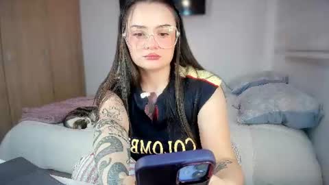 ninavolkov online show from August 4, 12:28 am