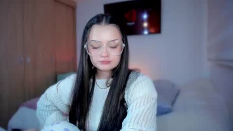 ninavolkov online show from July 2, 11:20 pm