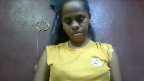 Snapshot of nirinahfy chatting on October 17, 6:06 am nirinahfy online show from October 17, 6:06 am