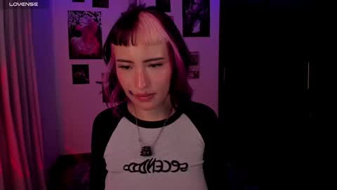 Nixxie  online show from March 27, 4:40 am