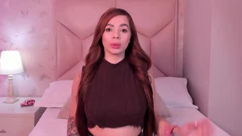 Snapshot of noa_butterfly chatting on February 20, 11:53 am ambarsulliva online show from February 20, 11:53 am
