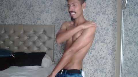 Noah online show from March 9, 2:16 am