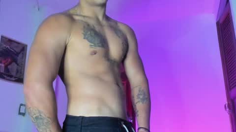 noah_223 online show from April 6, 4:21 am