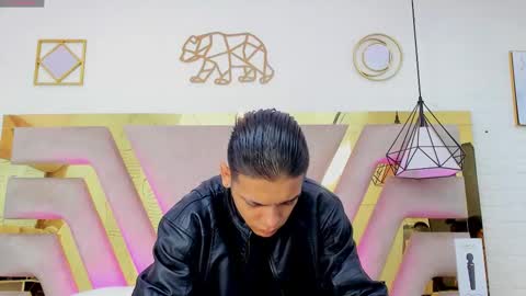 Zoe  online show from March 4, 12:46 pm