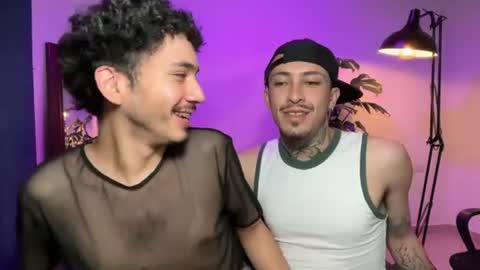 noah_and_steven online show from June 26, 4:12 pm