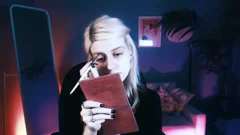 REAL name LiaDM are always open online show from November 8, 4:21 pm