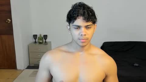 luis navas online show from July 12, 11:08 pm