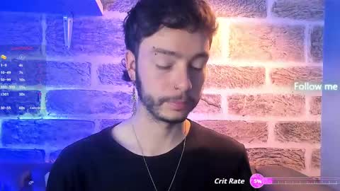 Snapshot of noah_ricci_ chatting on October 18, 11:09 pm online show from October 18, 11:09 pm