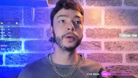 Snapshot of noah_ricci_ chatting on October 17, 1:26 pm online show from October 17, 1:26 pm