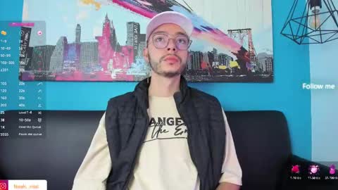 Snapshot of noah_ricci_ chatting on February 12, 12:01 pm online show from February 12, 12:01 pm