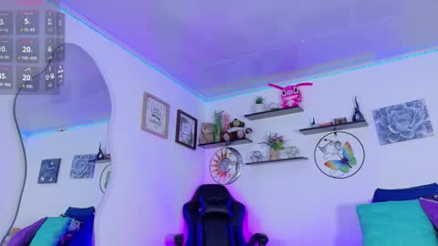 noah tyler  online show from September 10, 11:17 pm