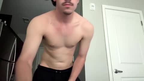 noahistrue online show from April 7, 7:16 pm