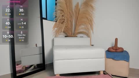 Noami Rose  online show from November 5, 12:23 am