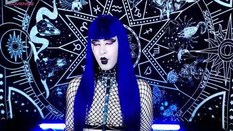 caroline online show from October 30, 2:23 am