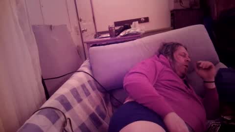 Jonny Coxman online show from December 17, 12:43 pm