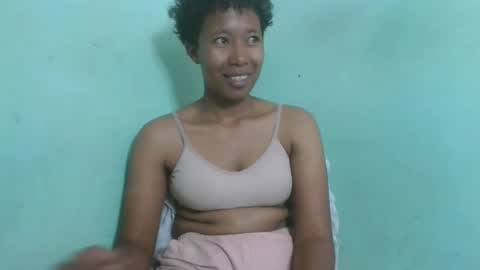 noellah online show from November 25, 5:50 am