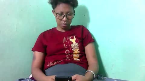 noellah online show from October 5, 1:41 pm