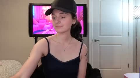 Noelle online show from August 8, 2:54 am