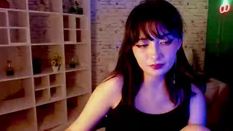 Snapshot of noeva_ chatting on October 16, 12:10 am Noeva online show from October 16, 12:10 am