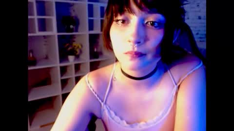 Snapshot of noeva_ chatting on September 27, 1:47 am Noeva online show from September 27, 1:47 am