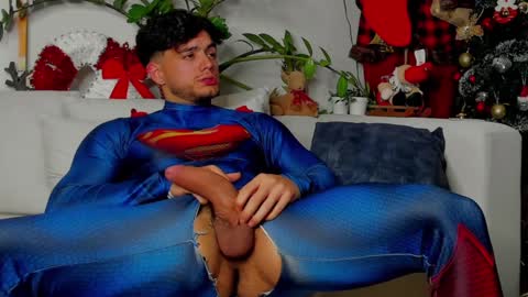 Snapshot of noha_miler chatting on December 29, 3:22 am kevin online show from December 29, 3:22 am