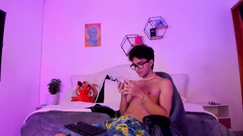 noha_natan online show from October 7, 11:50 am