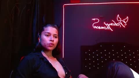 Noha Thomson online show from December 23, 3:13 am