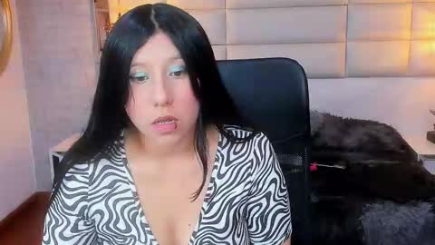  Nohemi   online show from December 1, 7:01 pm