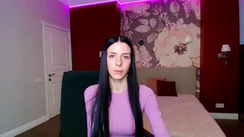 NoirDiva online show from March 29, 5:53 am