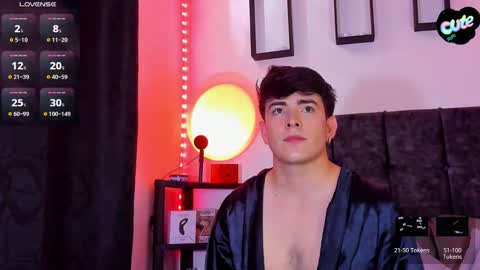 Nolan  online show from November 15, 7:15 pm