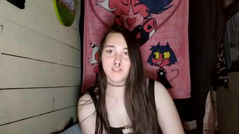 nonbinarybeauty20 online show from July 1, 9:07 am