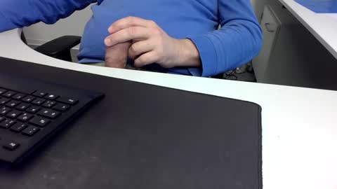 Ralle online show from November 15, 1:35 pm