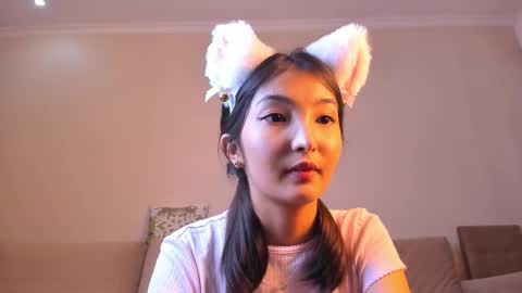 nooniemoon online show from September 11, 3:41 am