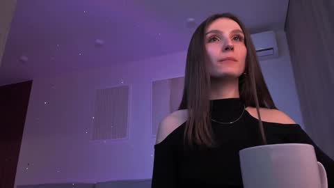 Snapshot of north_valkyrie chatting on January 25, 12:58 pm Hazel online show from January 25, 12:58 pm