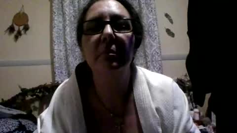 nothingbutthongs online show from November 28, 4:09 am