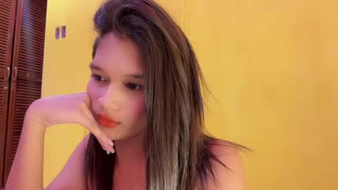 nova_licious online show from May 23, 7:10 pm