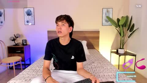 NovayBrian online show from November 25, 5:39 am