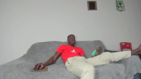 nreus online show from November 25, 7:01 pm