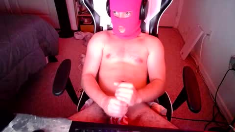 nsfwlogan50 online show from November 14, 3:31 am