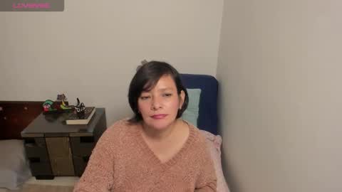 nuit_rose online show from September 20, 2:47 am