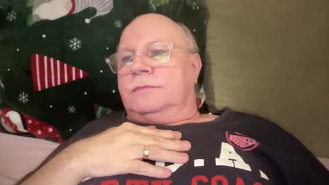 nukiss online show from January 7, 8:47 pm