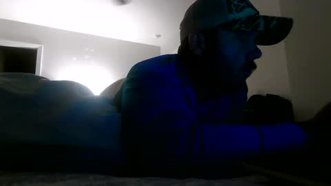 nuttincowboy727272 online show from February 5, 12:58 am