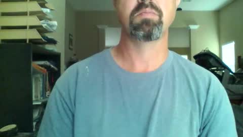 nvrenuff1979 online show from April 5, 1:08 pm